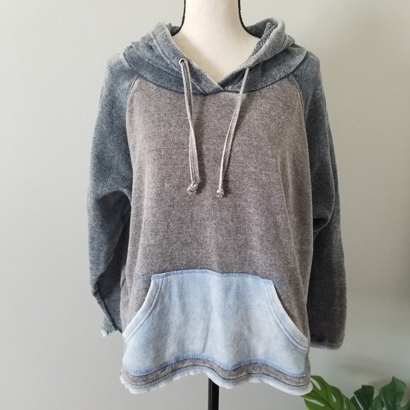 Vintage Havana Tops - Vintage Havana oversized hoodie S